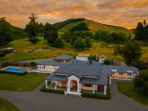 1081 State Highway 63, Renwick