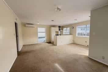 2/7 Almond Place, Mount Wellington