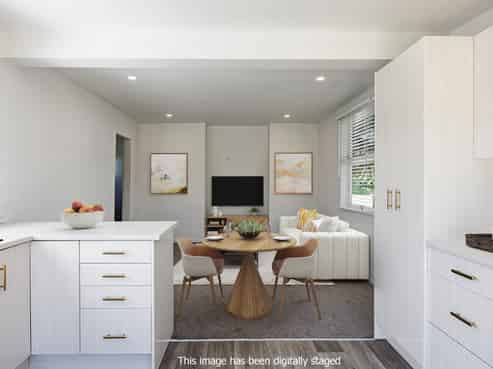 706A Williams Street, Mahora