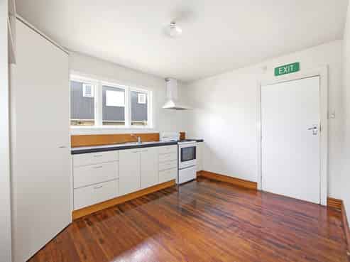 143 Olliviers Road, Phillipstown