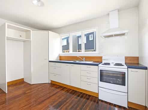 143 Olliviers Road, Phillipstown