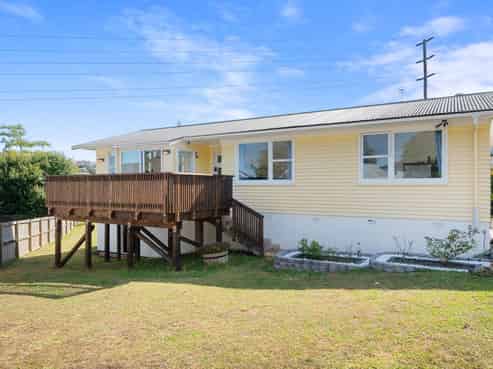 62 Totaravale Drive, Glenfield