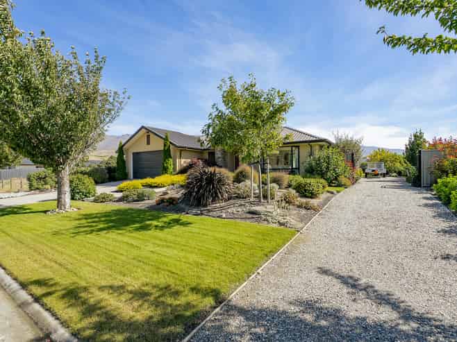 7 De Bettencor Place, Mount Pisa, Cromwell