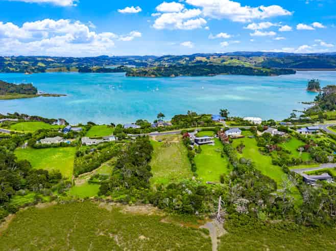 252 Ridge Road, Mahurangi East