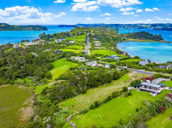 252 Ridge Road, Mahurangi East