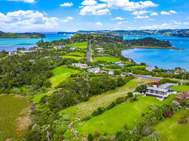 252 Ridge Road, Mahurangi East