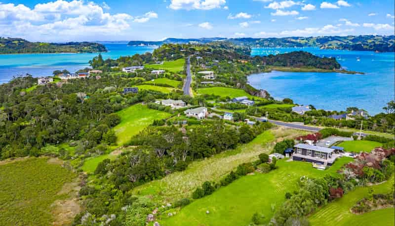 252 Ridge Road, Mahurangi East