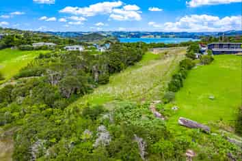 252 Ridge Road, Mahurangi East