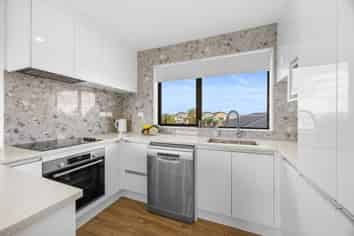 5A Te Anau Place, Pakuranga Heights