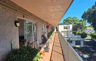 22/43 Woodward Road, Mount Albert