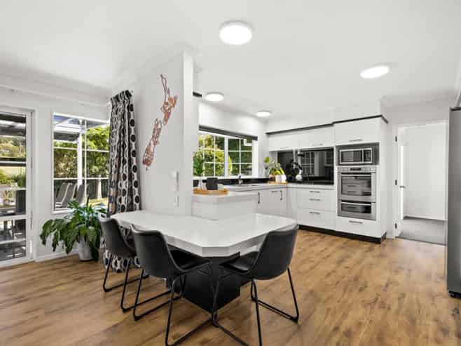 18 Birdwood Street, Taradale