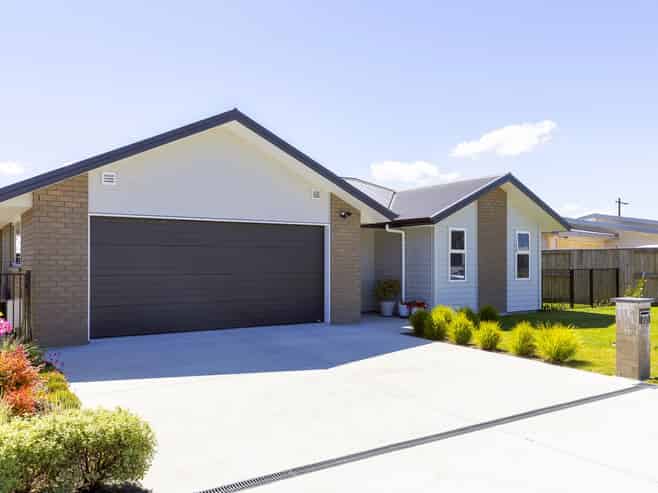 77 Harakeke Drive, Wharewaka