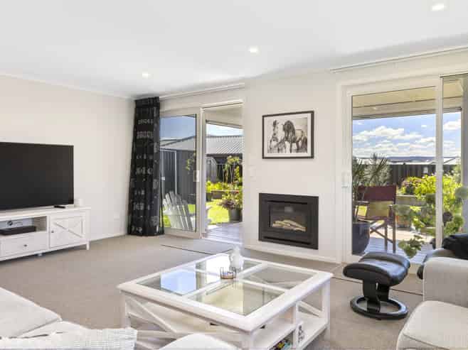 77 Harakeke Drive, Wharewaka