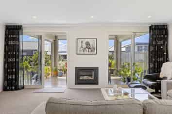 77 Harakeke Drive, Wharewaka