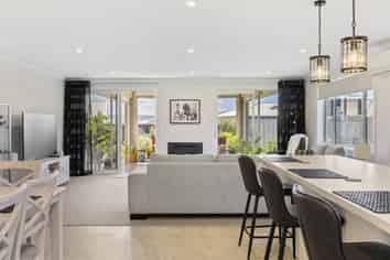 77 Harakeke Drive, Wharewaka