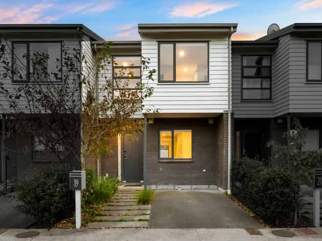 19 Alyssum Road, Mount Wellington