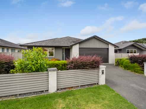 103 Santa Monica Drive, Papamoa