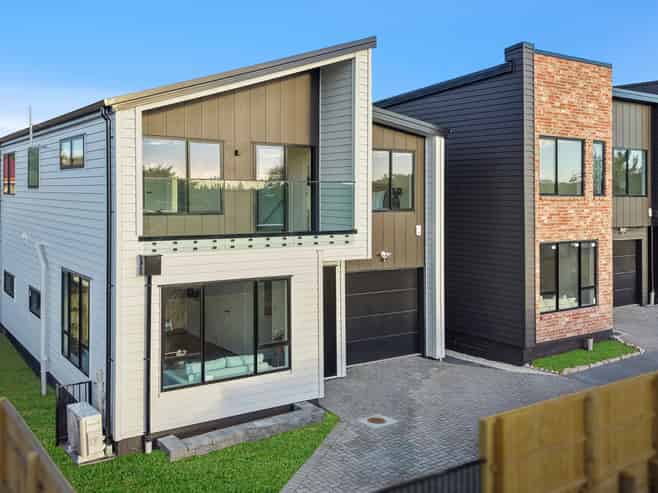 Lot 2&3/8 Raddock Place, Farm Cove