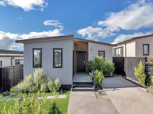 18 Canna Street, Flat Bush