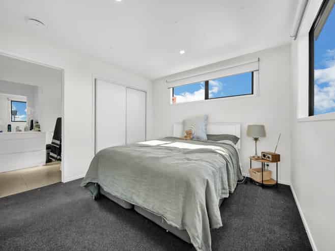 18 Canna Street, Totara Park