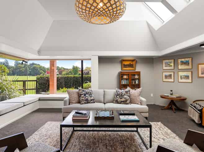 8 Frith Place, Burnside