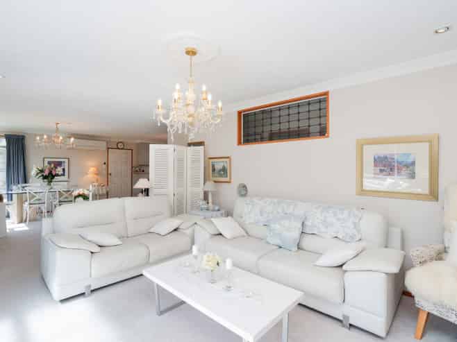 15B Duke Street, GLADSTONE