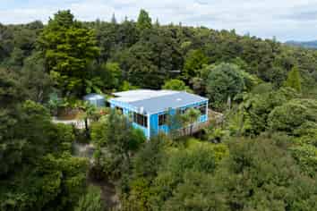 251 Dangen Road, Peria