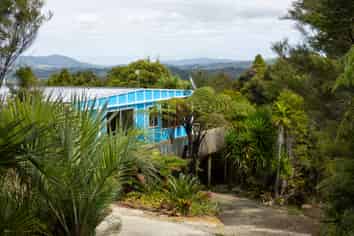 251 Dangen Road, Peria