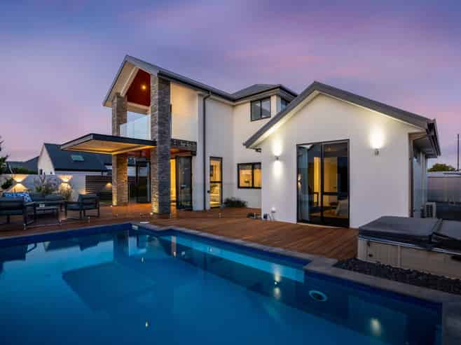 39 Waterstock Way, Parklands