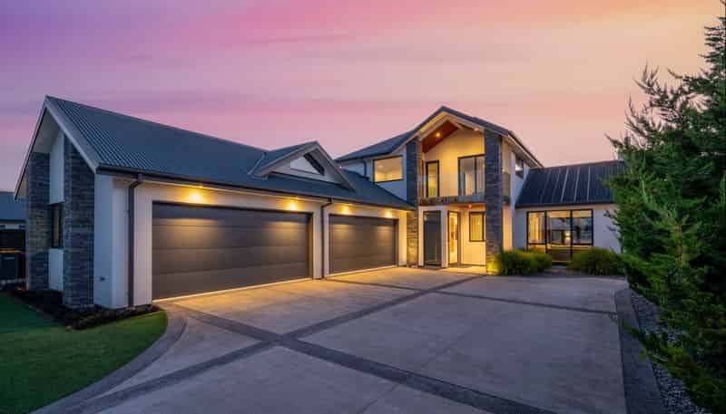 39 Waterstock Way, Parklands