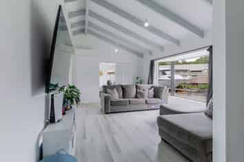 11 Spackman Crescent, Paraparaumu