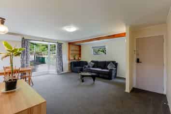 218 Main Road South, Raumati South