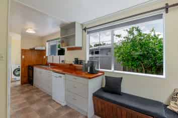 218 Main Road South, Raumati South