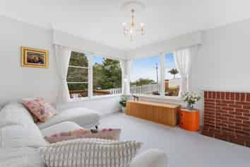 16 Belfast Street, Hillsborough