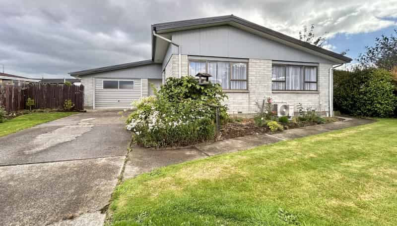 4 Cheyne Street , Windsor