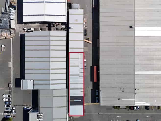 Versatile Workshop/ Warehouse 