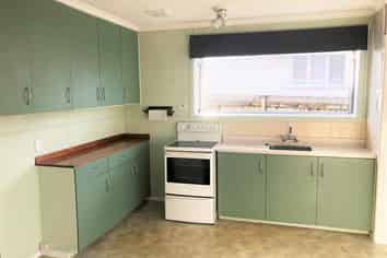 11 Poto Street, Te Atatu South