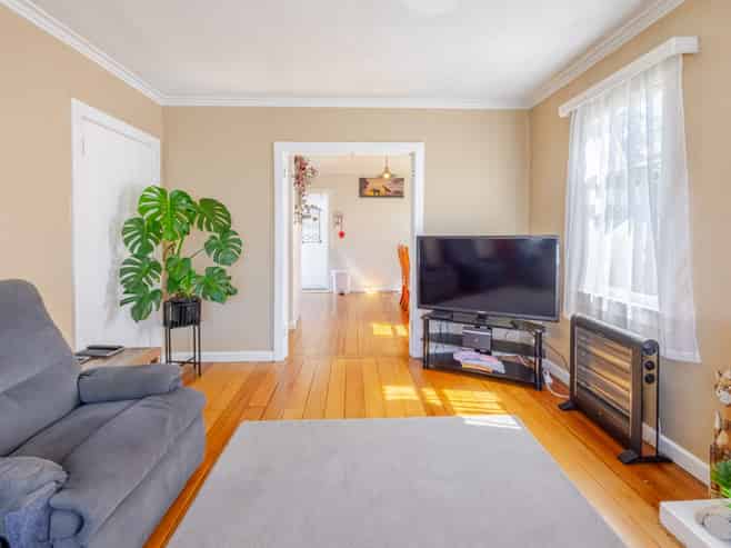 11 Tripoli Street, Onekawa