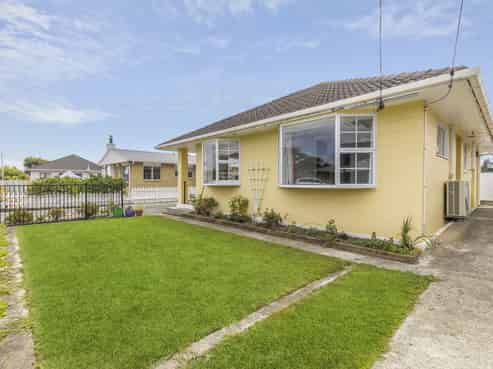 1/3 Tainui Street, Stoke