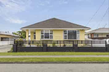 1/3 Tainui Street, Stoke