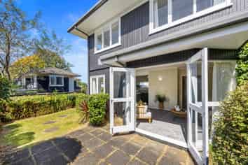 4/16 Turama Road, Royal Oak