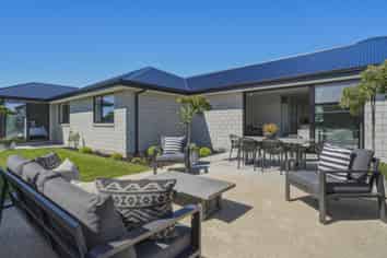 1 Cedric Place, DARFIELD