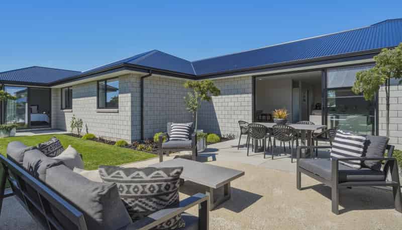 1 Cedric Place, DARFIELD