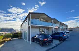 21A Gordon Road, Wanaka