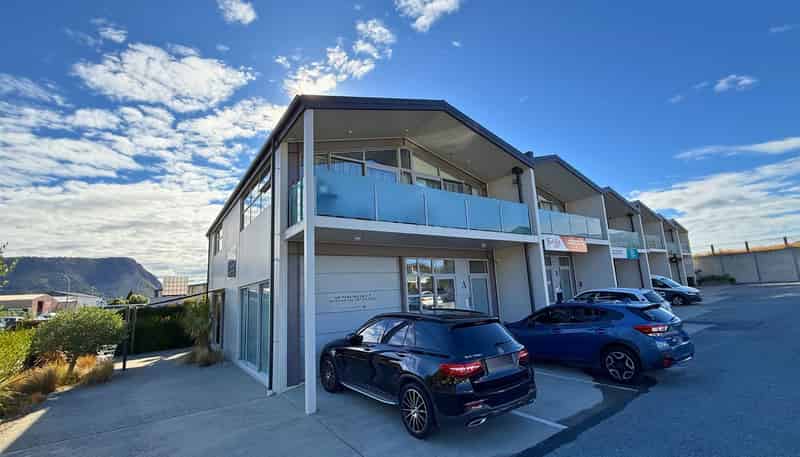 21A Gordon Road, Wanaka