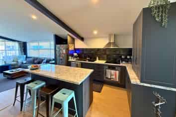 21A Gordon Road, Wanaka