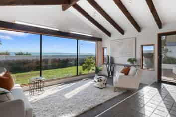 11 Westenra Terrace, Cashmere