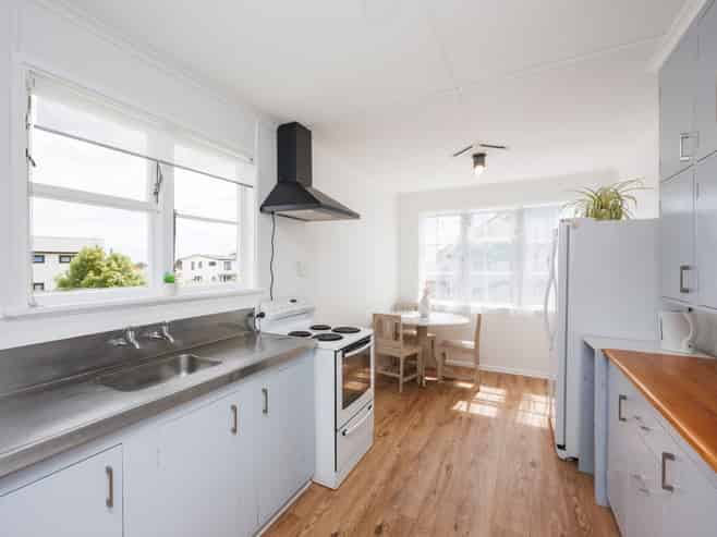 50 Clyde Crescent, Roslyn