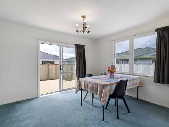 87 College Street, Awapuni