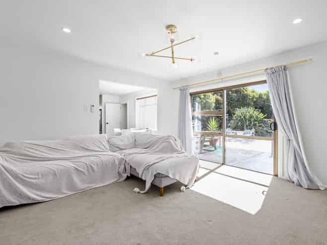 5 Orrick Crescent, Avondale